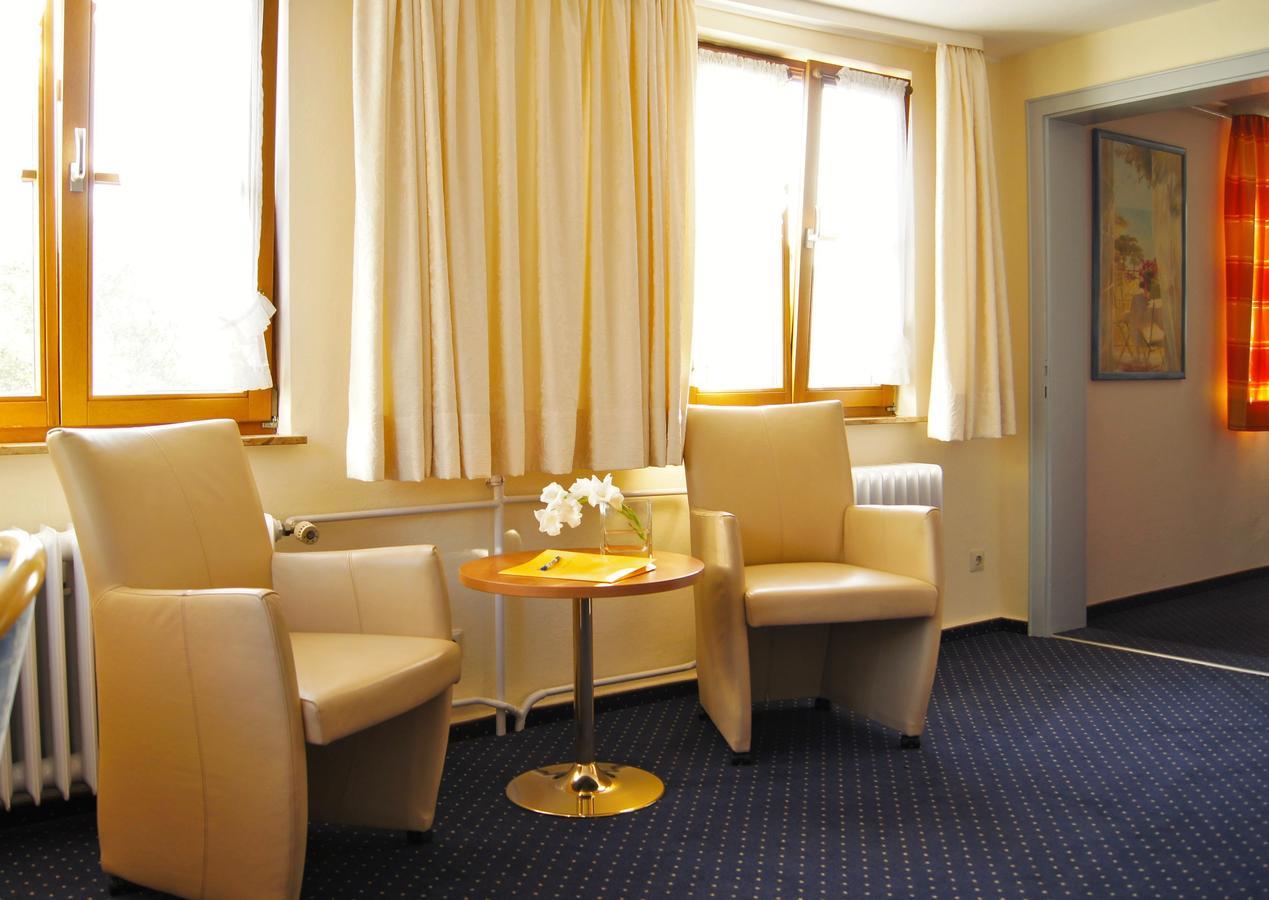 Hotel Gasthof Kreuz Bad Buchau Exterior foto