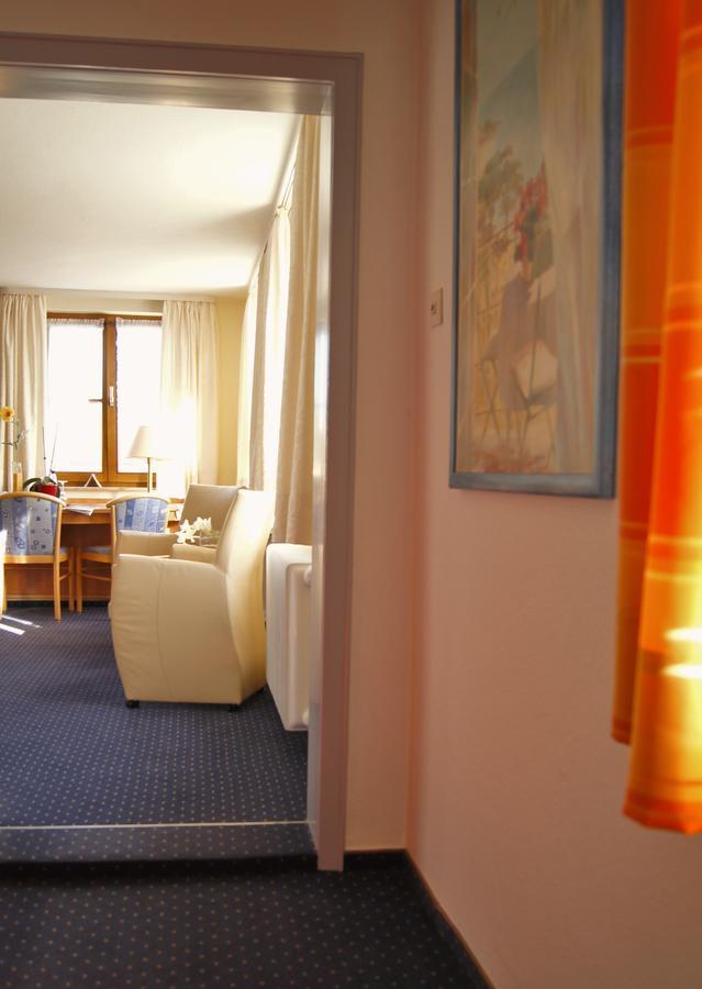Hotel Gasthof Kreuz Bad Buchau Exterior foto